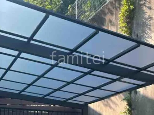 本体色 ブラック 屋根色 クリアマットS(熱線遮断)