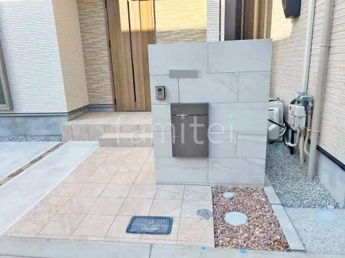 玄関アプローチ 床タイル貼り LIXIL ベスパ