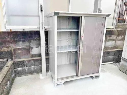 本体色 カーボンブラウン