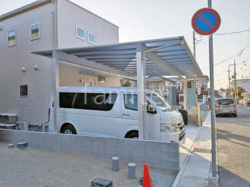 本体色 ピュアシルバー