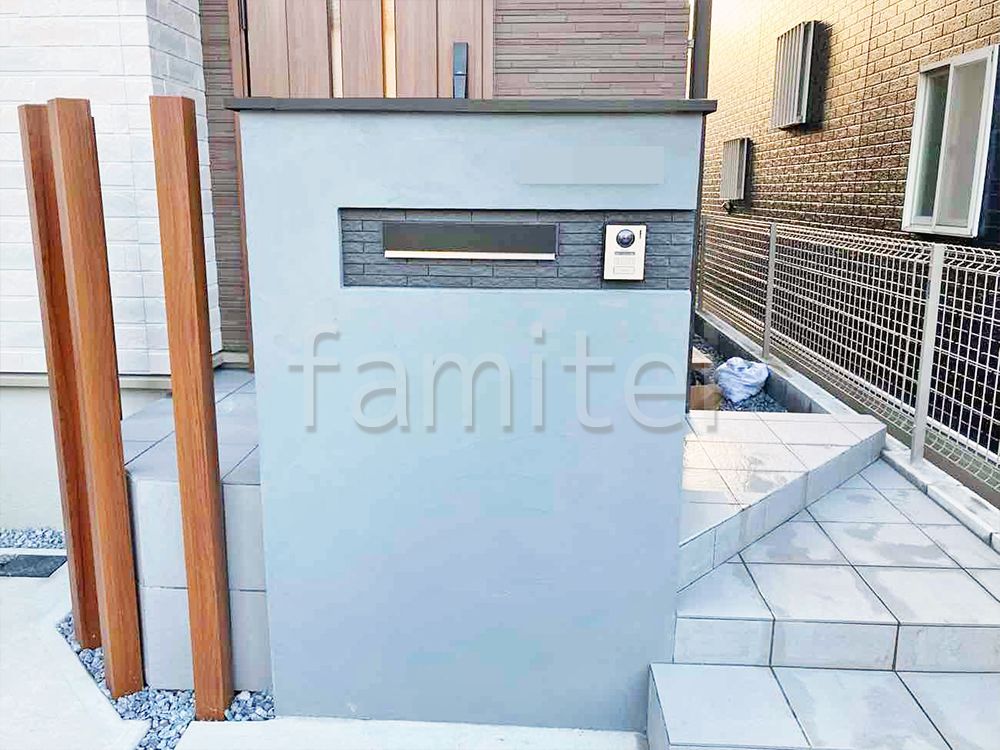塗り壁門柱　施工例　水色