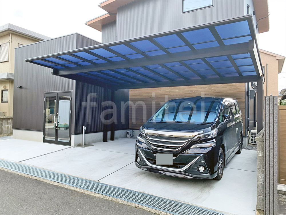 後方柱カーポート　L字型駐車場