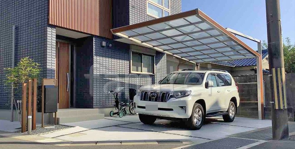 後方柱カーポート　四国化成　マイポートNext　施工例