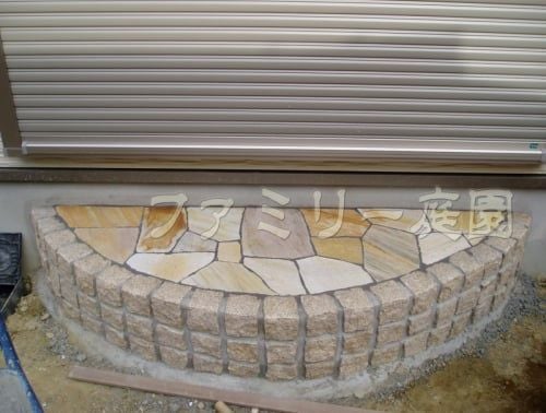 自然石乱形貼り