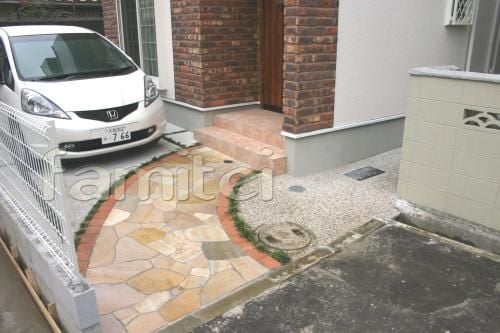 自然石乱形貼り