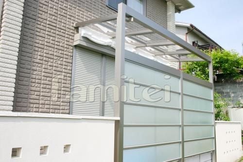 目隠しフェンス