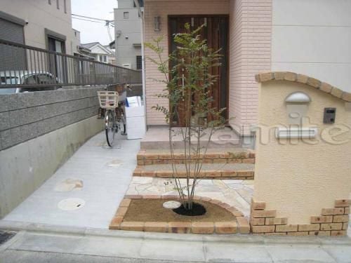 目隠しシンボルツリー