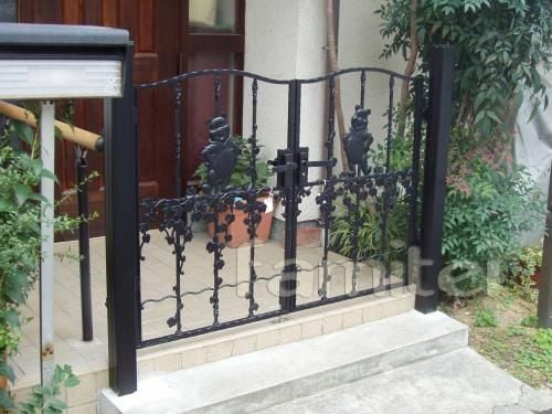 プーさんＡ型 親子開き門扉（新日軽ディズニーシリーズ）