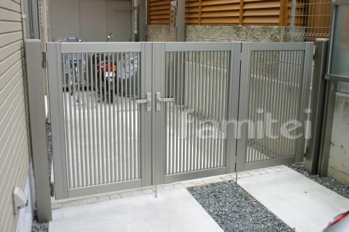 シンプル門扉：プリレオR1（TOEX）