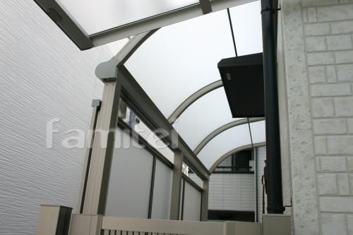 ベランダ屋根 目隠しパネルで視線をカット ベランダ屋根 目隠しパネルで視線をカット