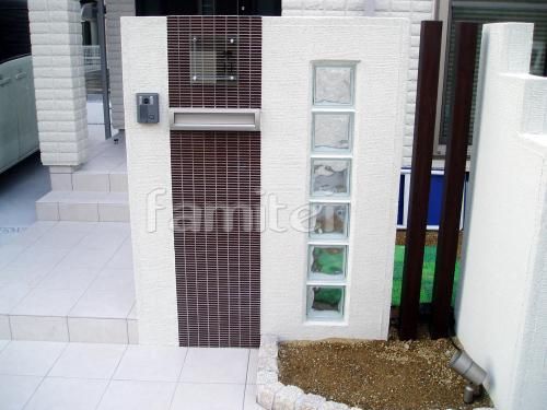 ガラスブロック　塗り壁　角柱