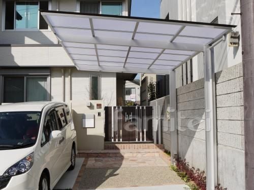 カーポートTOEXアーキフィットプラス１台