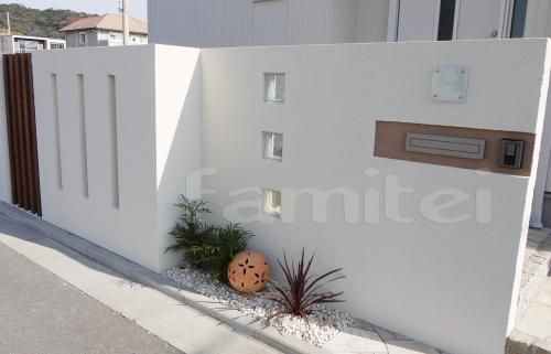 シンプルモダン門柱　施工例