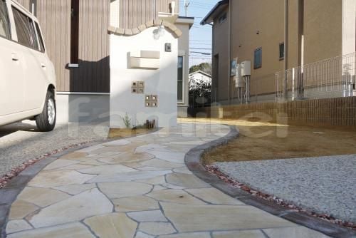 アプローチ外構施工例