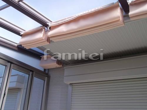 シェード　日除け　カーテン×パーゴラ風テラス屋根　ウッドデッキ