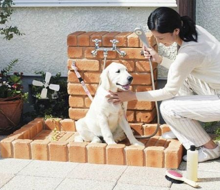 ペット立水栓　シャワープレイス　スクエアタイプ　ブライトイエロー色　nikko