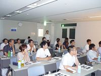 照明研修のようす