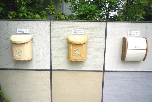 ディーズガーデン　郵便ポスト