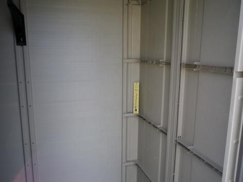 おしゃれ物置ケターの中に温度計