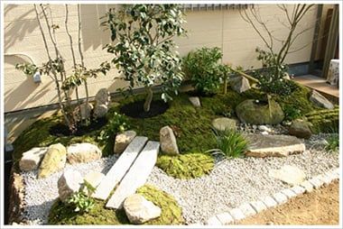 本格築山の坪庭（ファミリー庭園外構ショップ）
