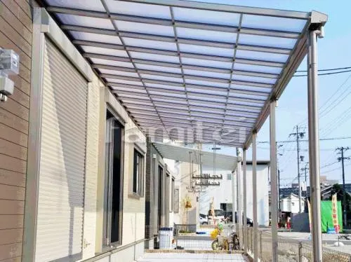 明石市 エクステリア工事 雨除け屋根 フラットテラス屋根 1階用 F型 物干し