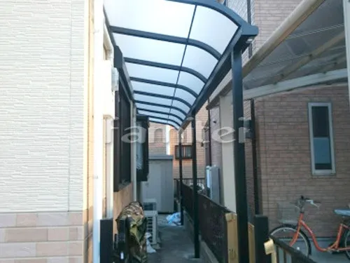 近江八幡市 エクステリア工事 雨除け屋根 LIXILリクシル スピーネ 1階用 R型アール屋根